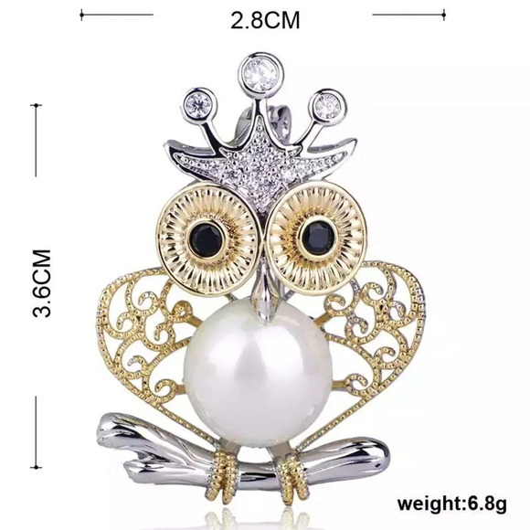 VQ Crown Owl Brooch - Picture 4 of 4